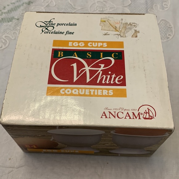 Fine Porcelaine Egg Cups - Picture 6 of 9